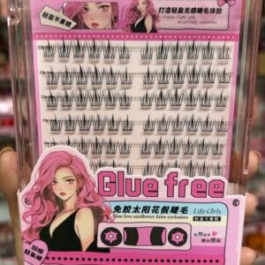 Manga Eyelash Glue Free